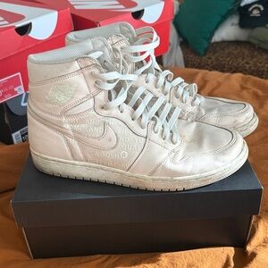 Nike Men's Pink & Cream High-Top Sneakers